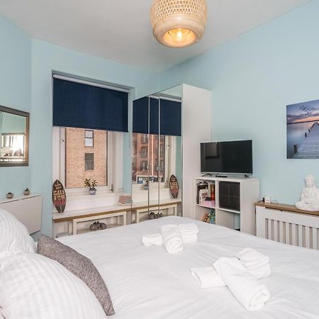 Pass The Keys Trendy Historic Flat Sleeps 4 To 6 Near Leith Shore Apartment เอดินบะระ ภายนอก รูปภาพ