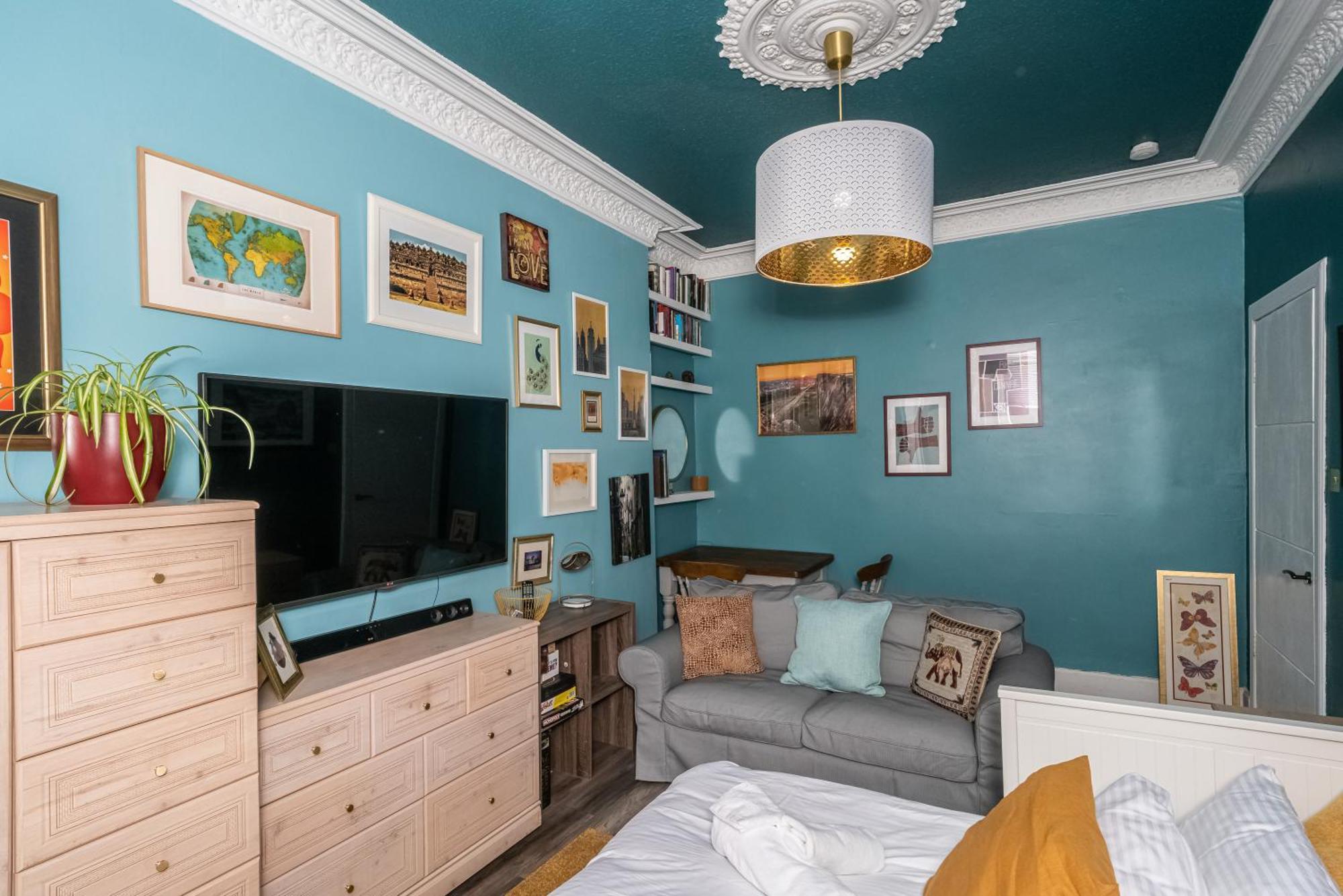 Pass The Keys Trendy Historic Flat Sleeps 4 To 6 Near Leith Shore Apartment เอดินบะระ ภายนอก รูปภาพ